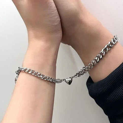 3956